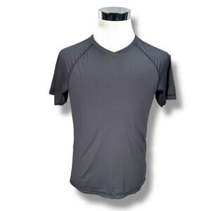 Rhone Sentry T-Shirt Men’s Small Gray Short Sleeve V-Neck Performance‎ Athletic
